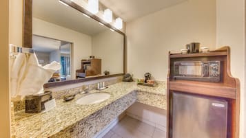 Gratis toiletartikler, hårtørrer, håndklæder