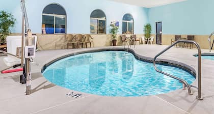 Days Inn by Wyndham Pueblo