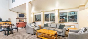 Days Inn by Wyndham Pueblo