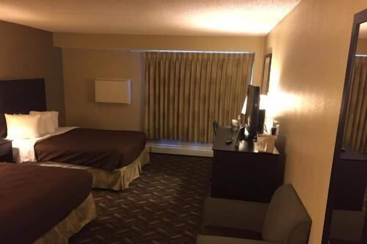 In-room safe, iron/ironing board, free WiFi, bed sheets