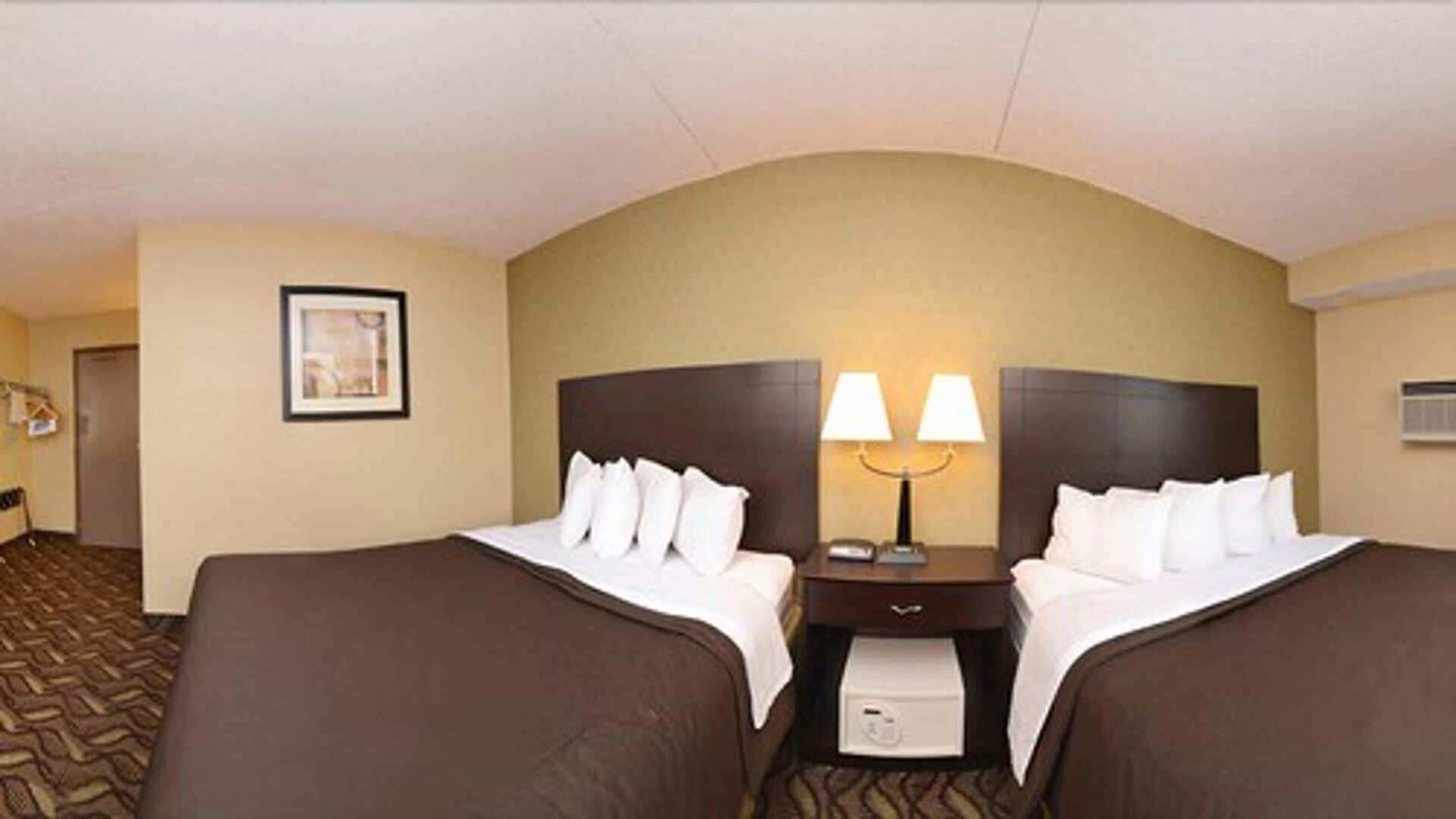 In-room safe, iron/ironing board, free WiFi, bed sheets
