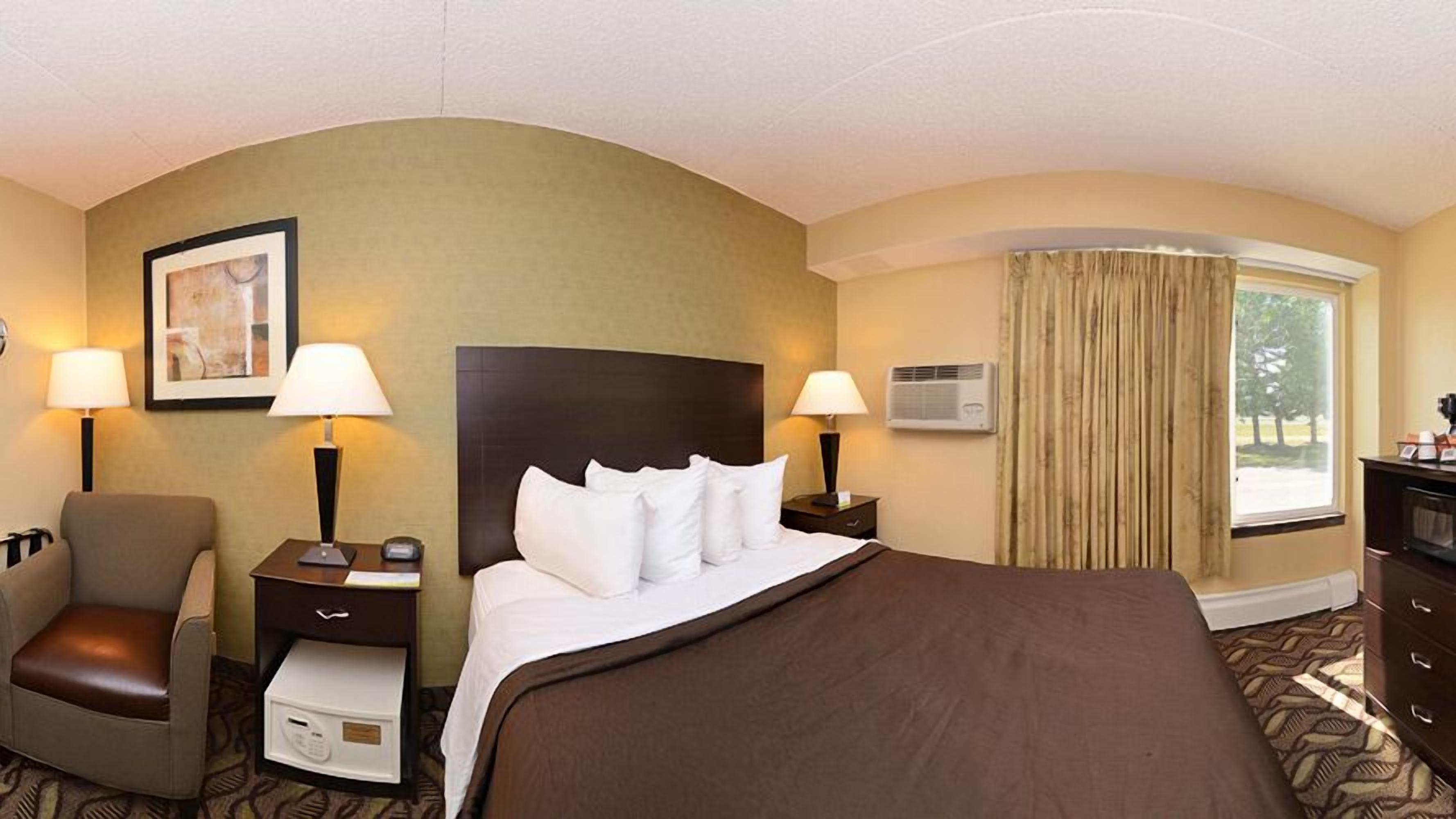 in-room safe, iron/ironing board, free wifi, bed sheets