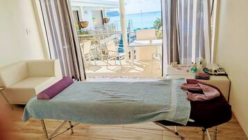 Deep-tissue massages, Swedish massages, massages