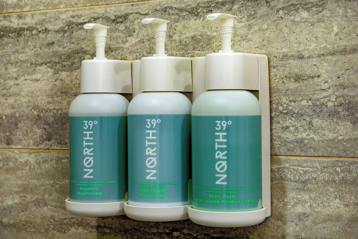 1 habitación y ropa de cama de alta calidad