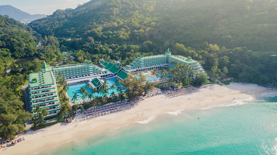 Le Meridien Phuket Beach Resort