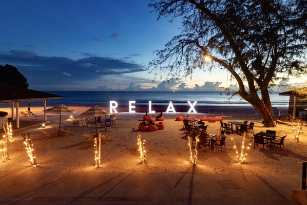 Beach bar