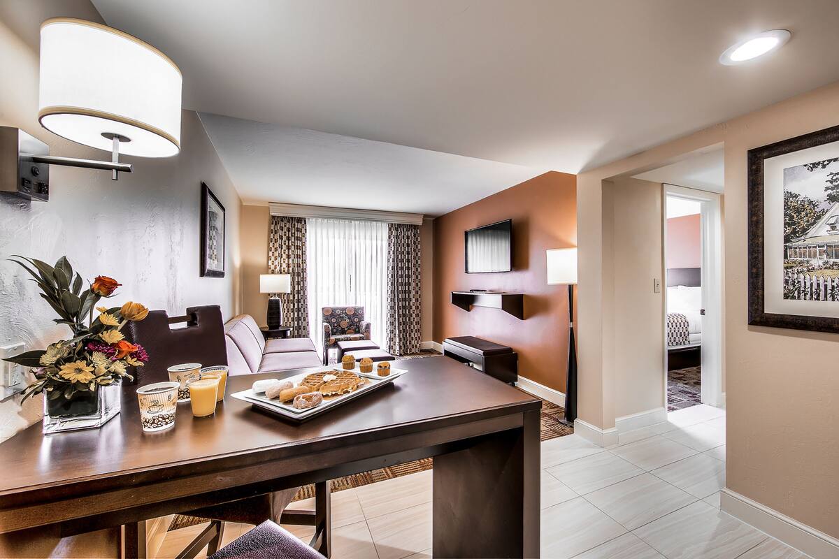 1 bedroom, in-room safe, desk, laptop workspace