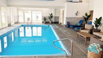 Indoor pool, outdoor pool