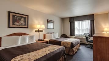 Desk, laptop workspace, iron/ironing board, free WiFi