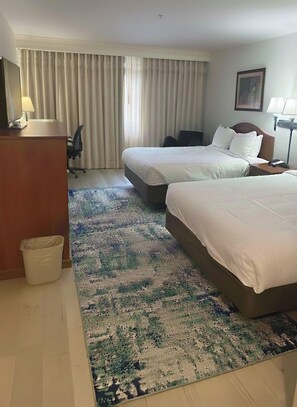 Standard Room, 2 Queen Beds, Non Smoking, Refrigerator & Microwave (Pet Friendly) | Desk, laptop workspace, iron/ironing board, free WiFi - Comfort Inn & Suites Post Falls - Coeur dAlene West (Post Falls)