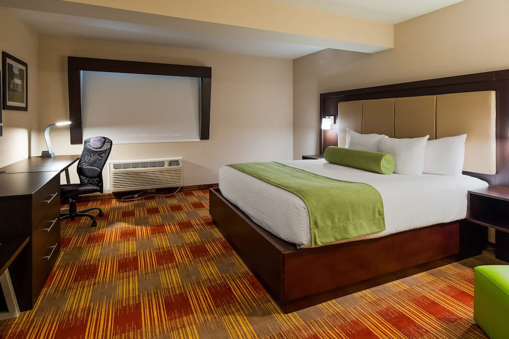 Inn on Storrs (formerly Best Western Storrs)