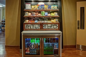 Free daily continental breakfast - Hampton Inn Raleigh/Cary (Cary)