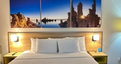 Days Inn by Wyndham Ridgecrest near China Lake Naval Station