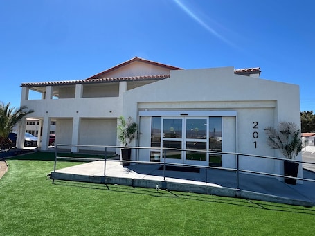 Front of property. Days Inn by Wyndham Ridgecrest near China Lake Naval Station