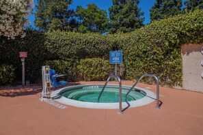 室外 Spa 池