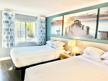 Days Inn by Wyndham Pensacola - Historic Downtown