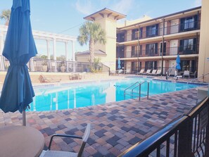 Seasonal outdoor pool, open 10:00 AM to 9:30 PM, sun loungers