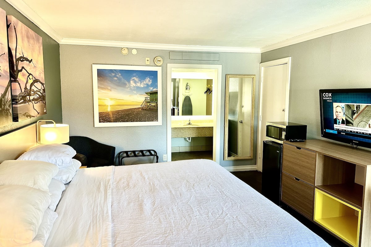 In-room safe, desk, blackout drapes, iron/ironing board