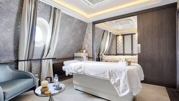 Couples treatment rooms, body treatments, aromatherapy