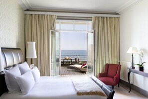 Deluxe Room, 1 King Bed, Terrace, Sea View