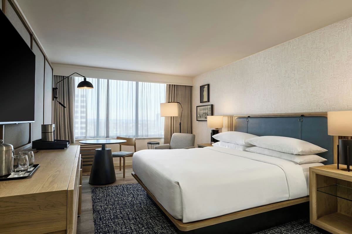 Ropa de cama de alta calidad y colchones con acolchado adicional