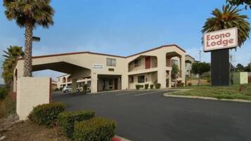 واجهة المنشأة