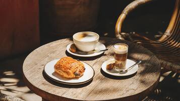 Frukostbuffé varje dag mot avgift