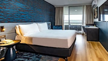 Camera Standard, 1 letto queen, balcone | 1 camera, biancheria da letto di alta qualità, materassi Tempur-Pedic