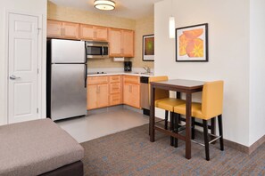 Studio, 1 King Bed with Sofa bed | Private kitchen | Full-size fridge, microwave, stovetop, dishwasher