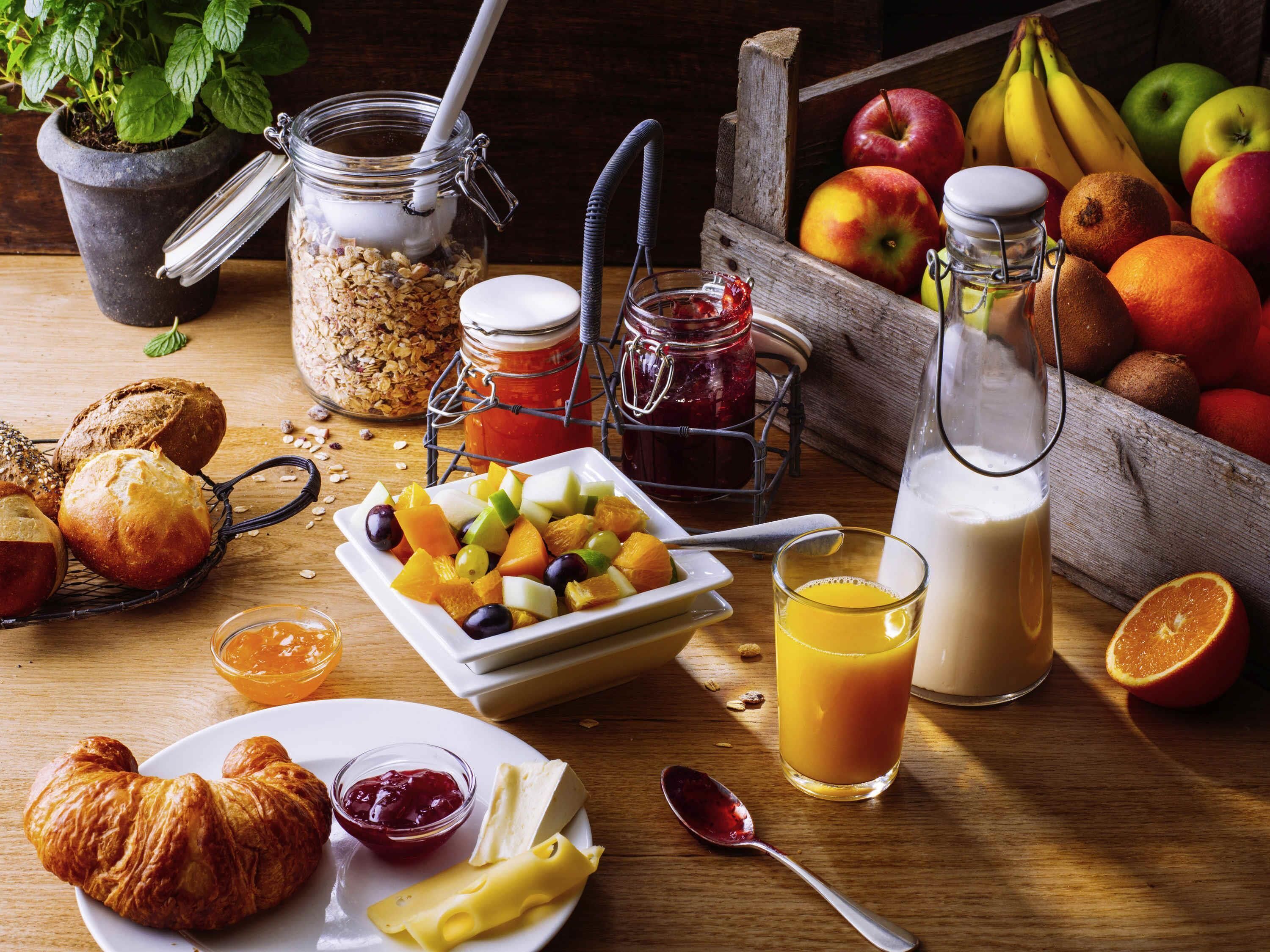 Desayuno buffet todos los días (con cargo)