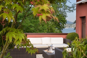 View from room - La Reserve Geneve Hotel and Spa (Bellevue)