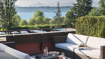 Suite, 1 King-Bett (Mont Blanc Lake) | Minibar, Zimmersafe, Verdunkelungsvorhänge, schallisolierte Zimmer