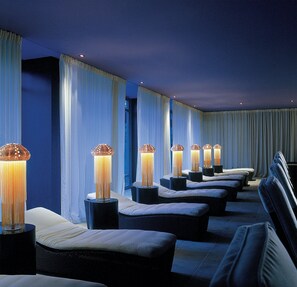 Couples treatment room(s), sauna, Turkish bath/hammam, body treatments