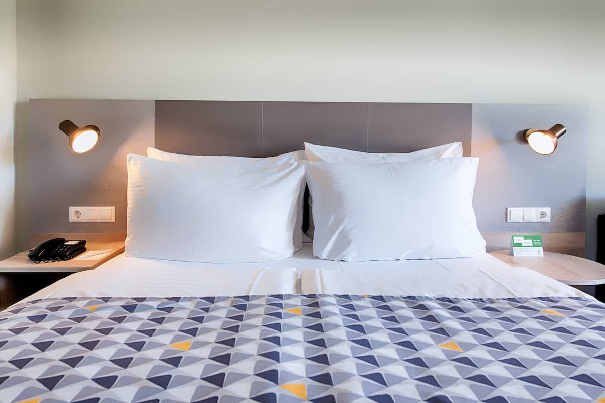 1 quarto, roupas de cama antialérgicas, cofres nos quartos, escrivaninha