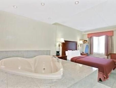 Caja de seguridad en la habitación y escritorio