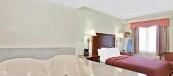 Travelodge by Wyndham Parsippany