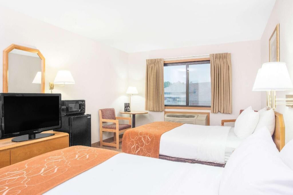In-room safe, desk, blackout drapes, iron/ironing board