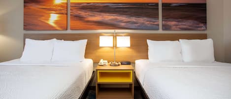 Zimmer, 2 Queen-Betten, Nichtraucher | Zimmersafe, Schreibtisch, Verdunkelungsvorhänge, Bügeleisen/Bügelbrett