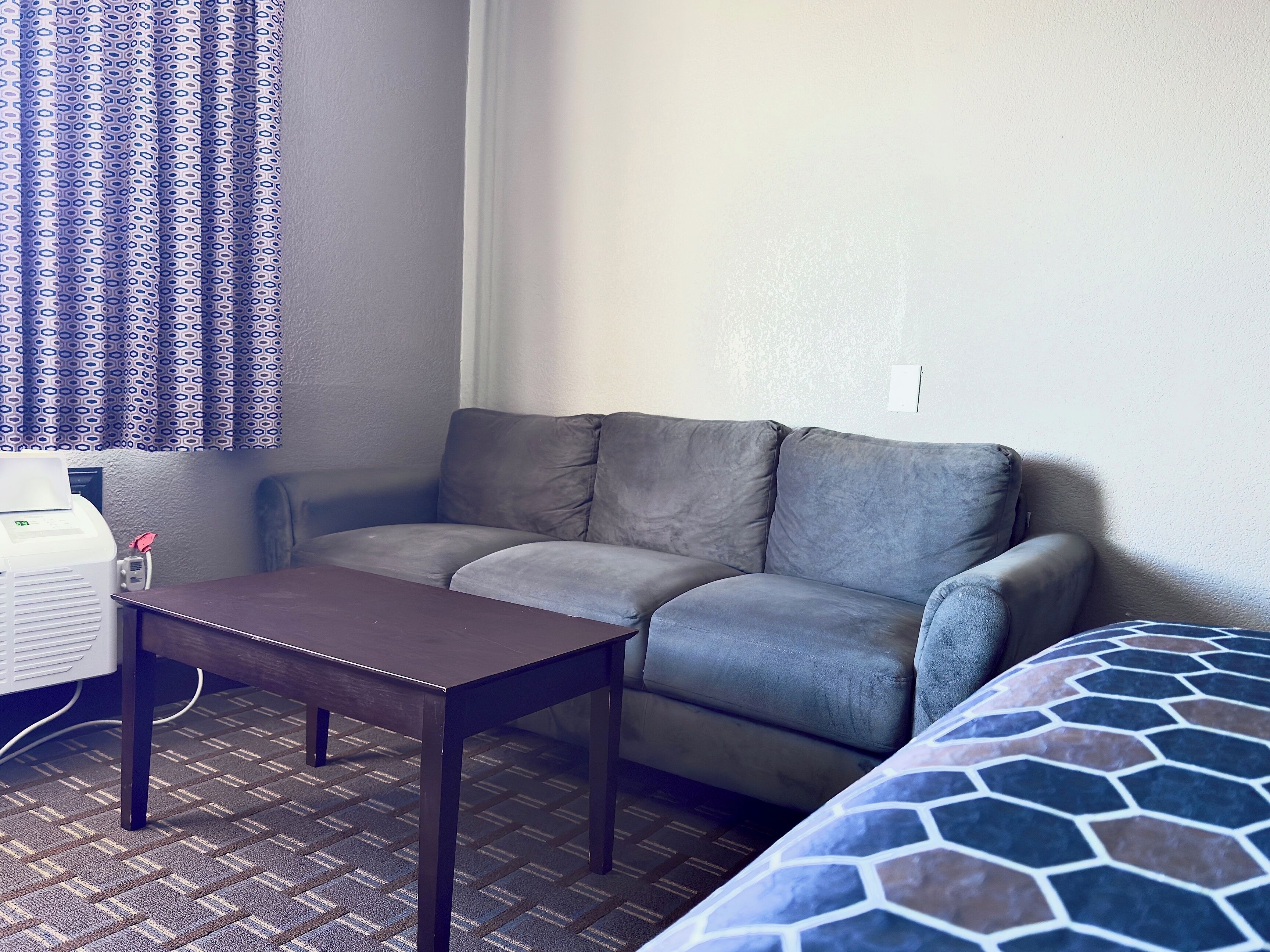 standard double room, 2 queen beds | living room | 32-inch led tv with cable channels, tv