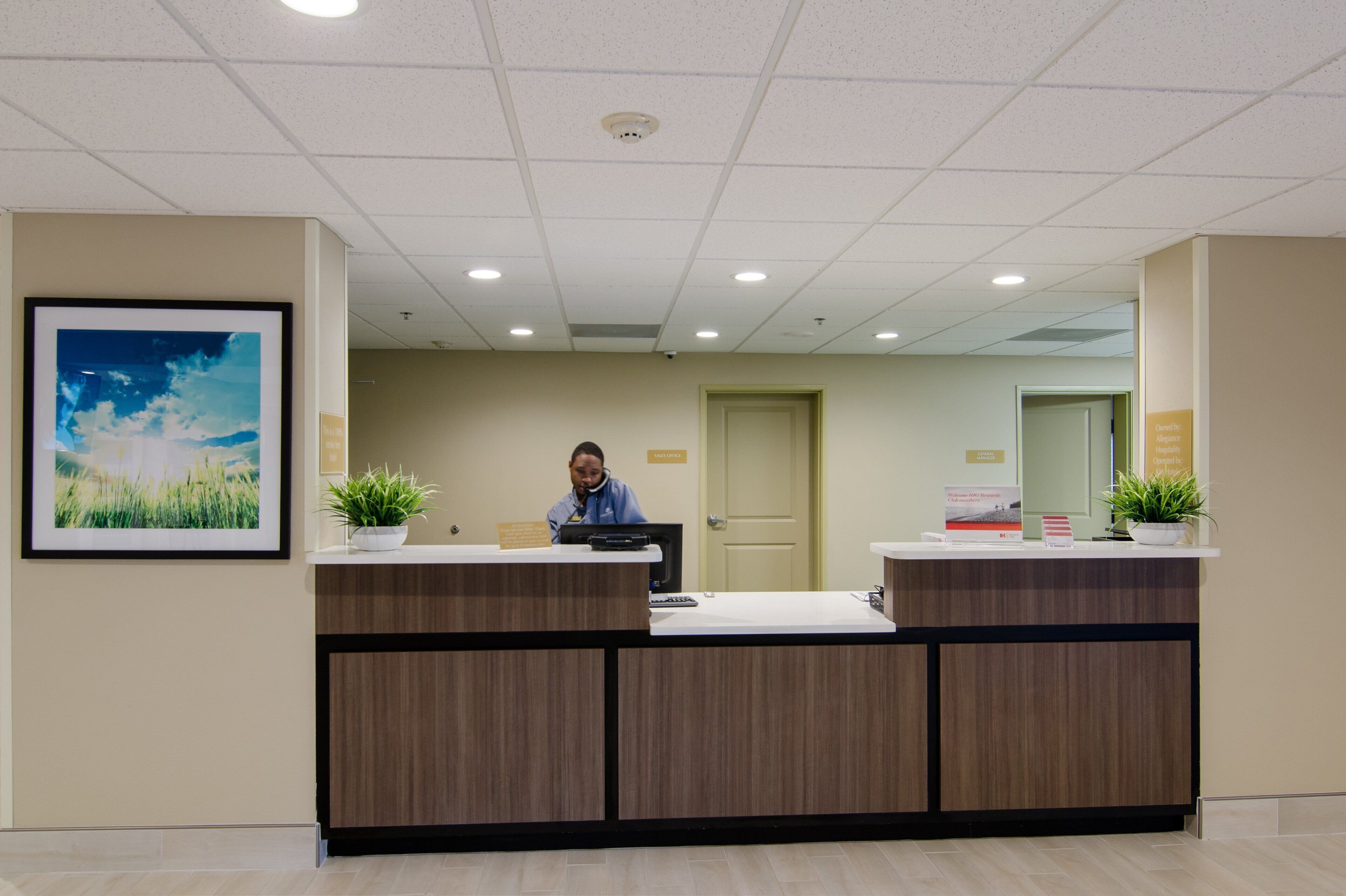 Photo - Candlewood Suites Richmond - West Broad by IHG