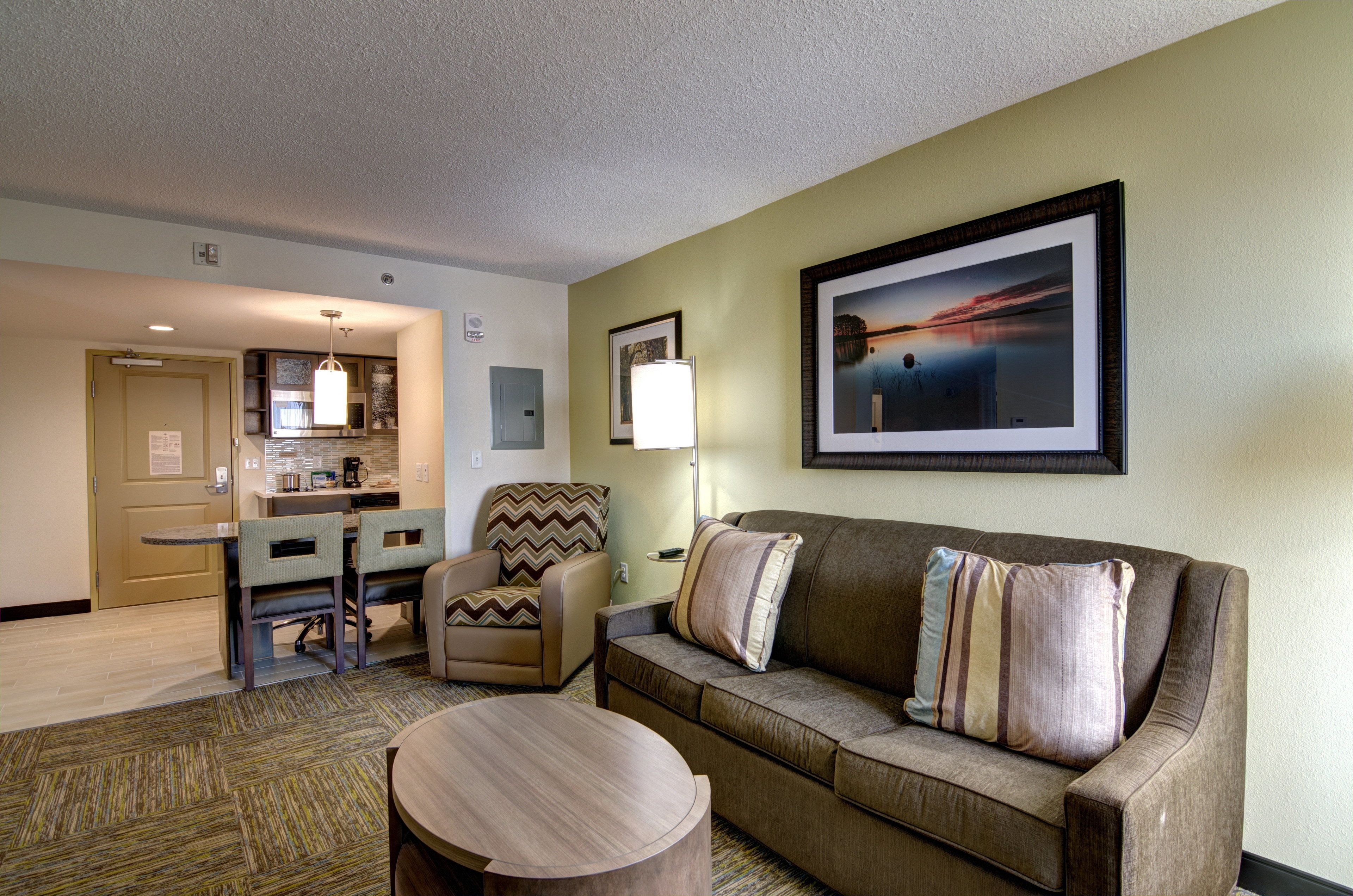 Photo - Candlewood Suites Richmond - West Broad by IHG