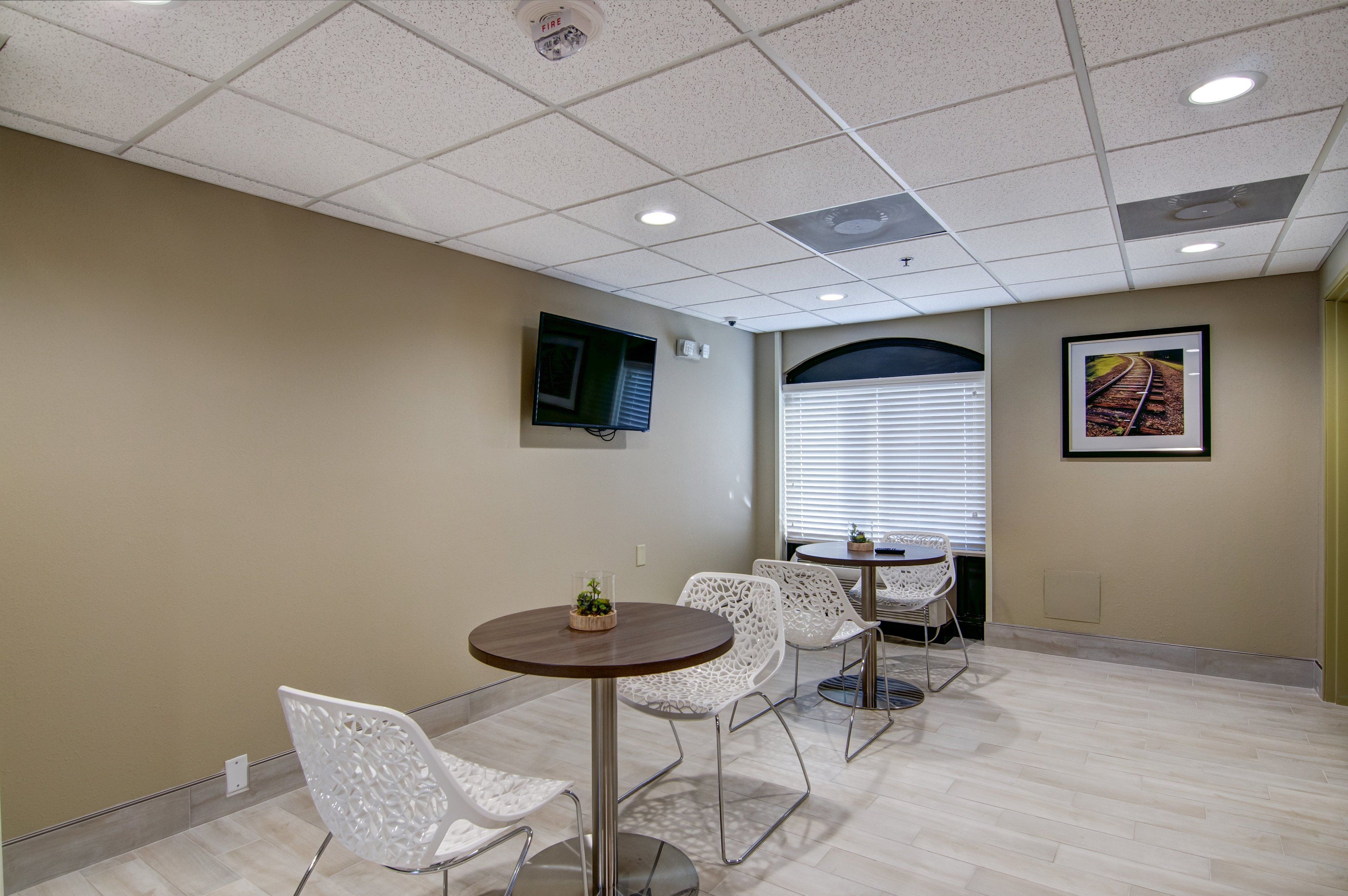 Photo - Candlewood Suites Richmond - West Broad by IHG