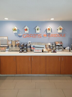 Desayuno continental incluido todos los días
