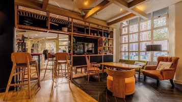 Coin salon dans le hall