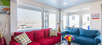 Motel 6 Round Rock, TX