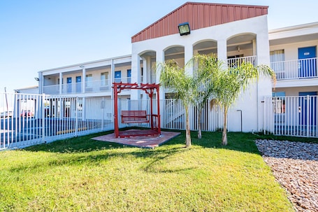 ์๋ฐ ์์ค ๊ตฌ๋ด