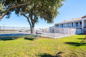 Kawasan BBQ/berkelah