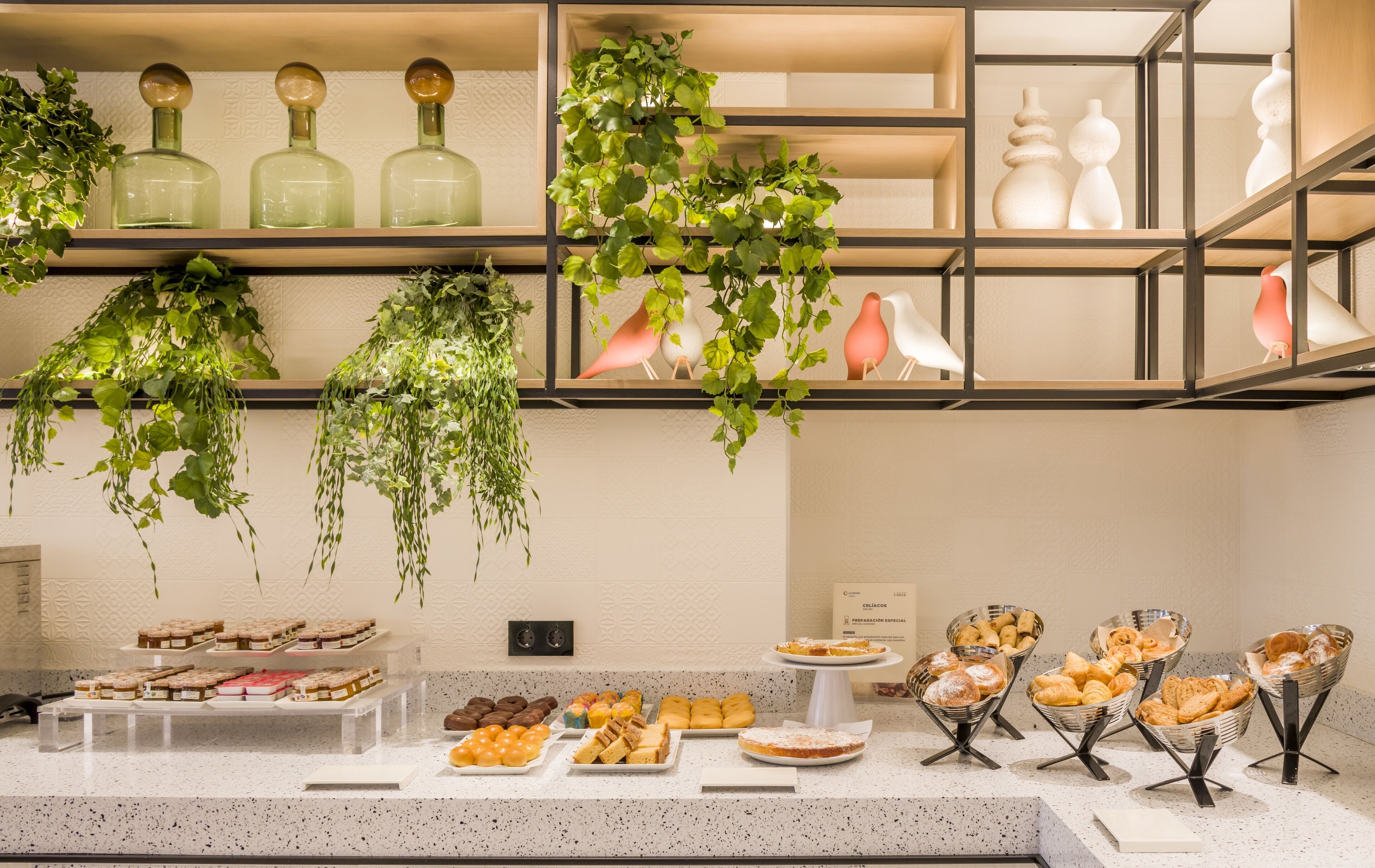 daily buffet breakfast (eur 18 per person)