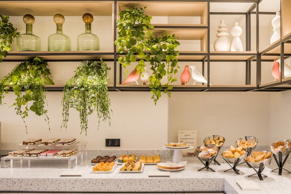 Desayuno buffet todos los días (con cargo)