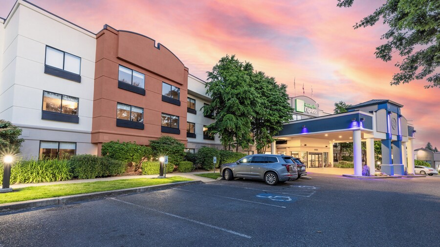 Holiday Inn Express Bellingham by IHG